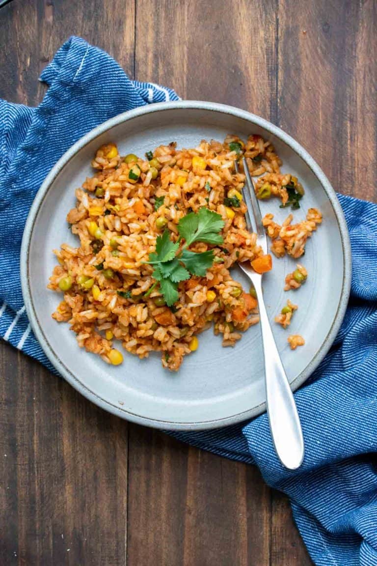 simple-vegan-mexican-rice-recipe-veggies-don-t-bite