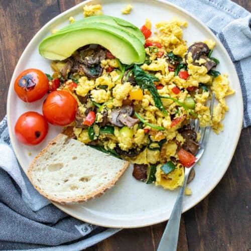 Vegan Egg Scramble Recipe (With Tofu and Without) - Veggies Don't Bite