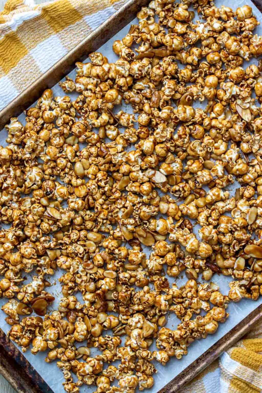 Homemade Vegan Caramel Popcorn - Veggies Don't Bite